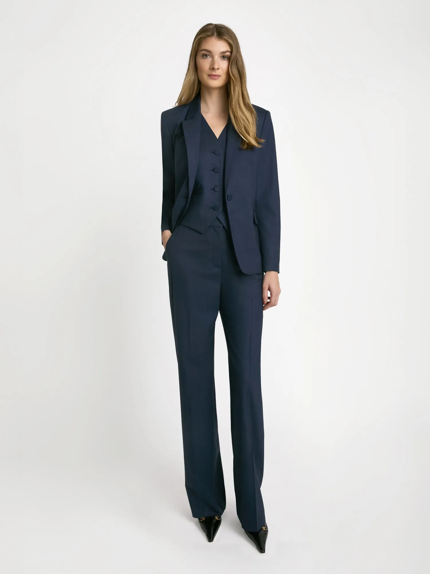 Sleeveless stretch wool vest